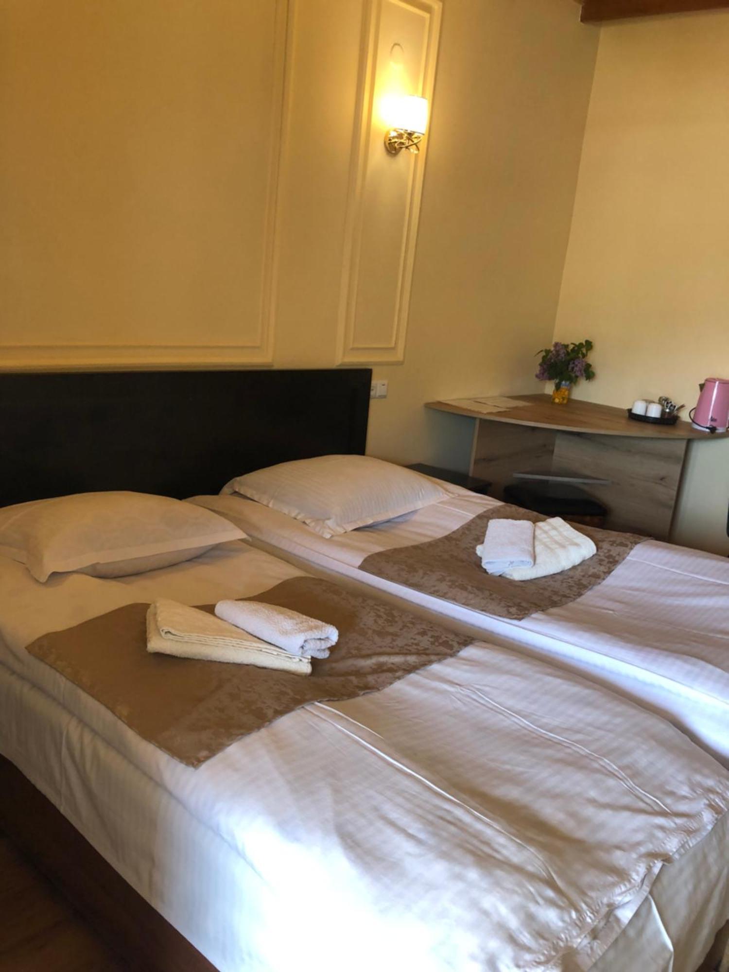 Guest House Anahit イジェヴァン エクステリア 写真
